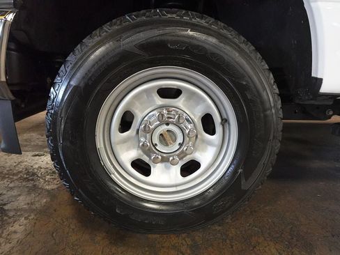 Used 2021 Ford F350 XL w/ Power Equipment Group AWD/4WD image 31