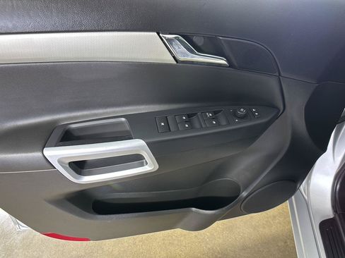 Used 2012 Chevrolet Captiva Sport LTZ AWD/4WD image 28