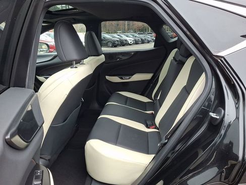 Used 2023 Lexus NX 350 AWD image 11