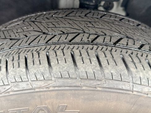 Used 2020 Chevrolet Traverse Premier w/ Redline Edition image 11