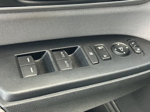 Used 2018 Honda CR-V EX image 13