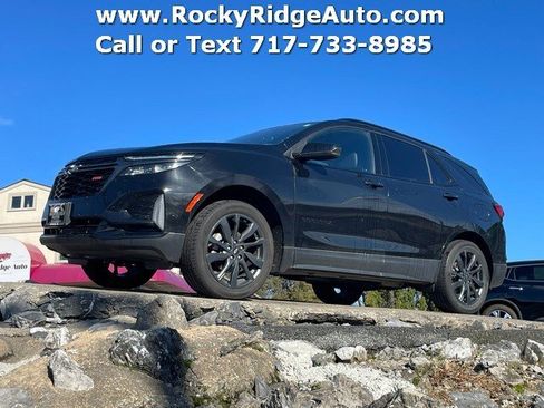 Used 2022 Chevrolet Equinox RS w/ LPO, Floor Liner Package image 1