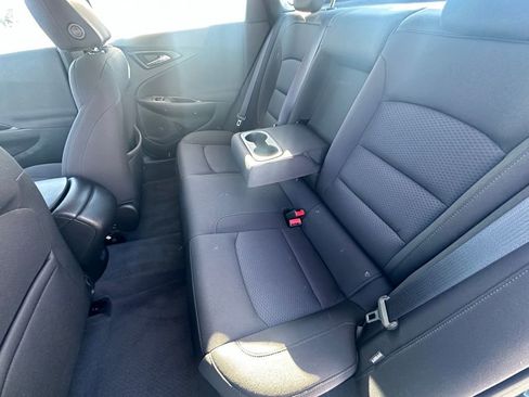 Used 2018 Chevrolet Malibu LS image 23