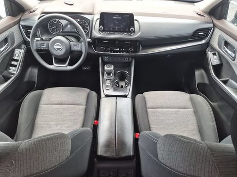 Used 2023 Nissan Rogue SV FWD image 22
