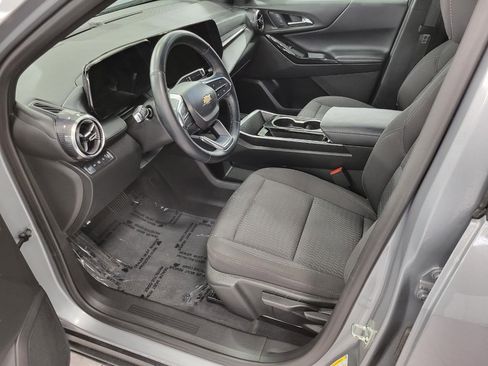 Used 2025 Chevrolet Equinox LT image 10