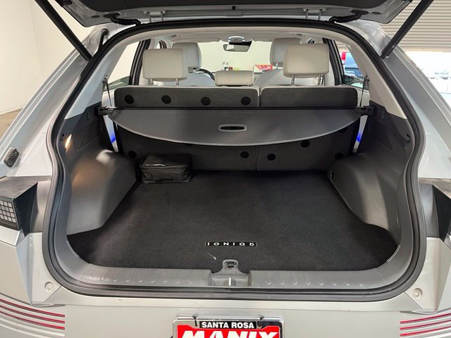 Used 2023 Hyundai Ioniq 5 Limited AWD/4WD image 17