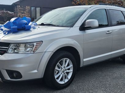 Used 2013 Dodge Journey SXT w/ Flexible Seating Group