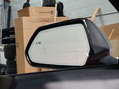 Used 2018 Chevrolet Camaro ZL1 image 37