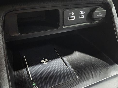 Used 2023 Honda Pilot Elite image 12