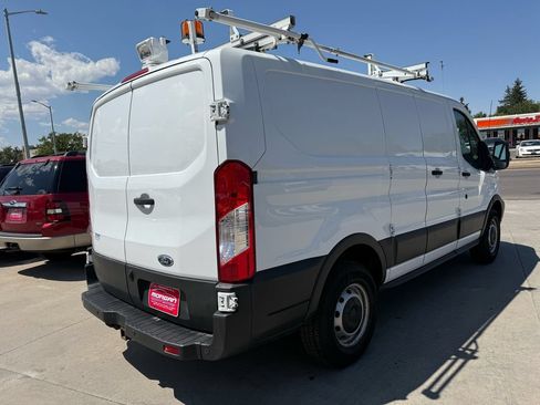 Used 2015 Ford Transit 250 130 Low Roof RWD image 6