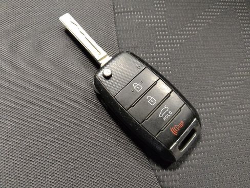 Used 2017 Kia Rio LX w/ Power Package FWD image 32