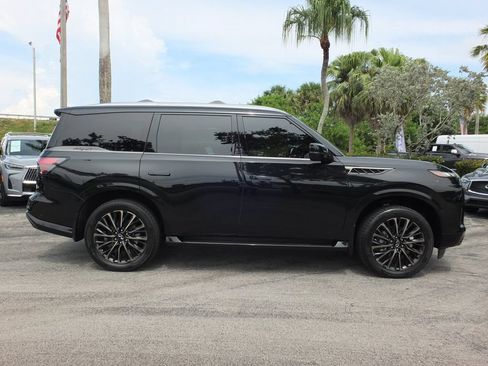 Used 2025 INFINITI QX80 Autograph w/ Autograph Exterior Package AWD/4WD image 8