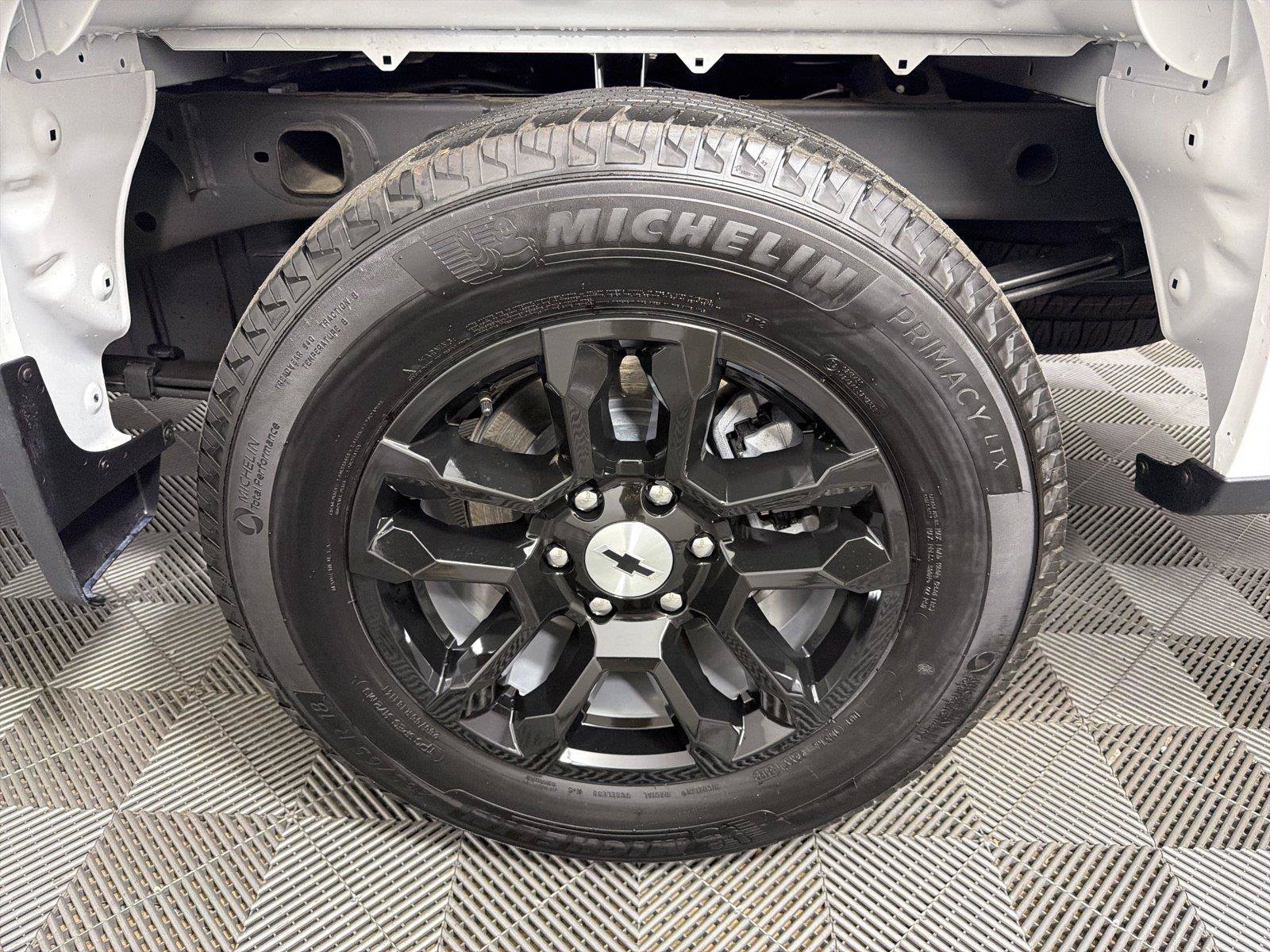 Used 2026 Chevrolet Silverado 1500 RST AWD/4WD image 17