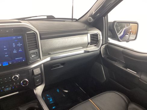 Used 2022 Ford F150 Platinum image 15