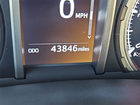 Used 2023 Toyota 4Runner TRD Off-Road Premium image 13