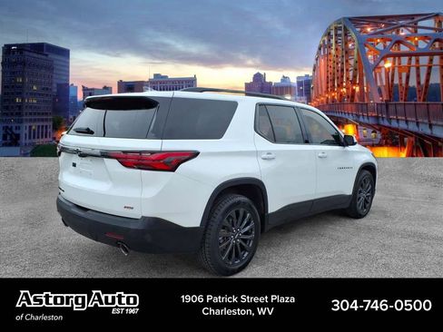 Used 2023 Chevrolet Traverse RS w/ LPO, Floor Liner Package AWD/4WD image 3