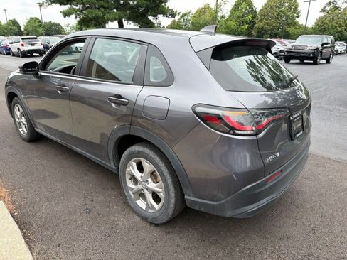 Used 2023 Honda HR-V LX image 10