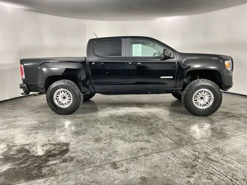 Used 2022 GMC Canyon Elevation w/ Trailering Package image 9