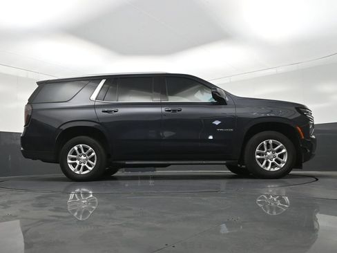 Used 2025 Chevrolet Tahoe LS RWD image 30