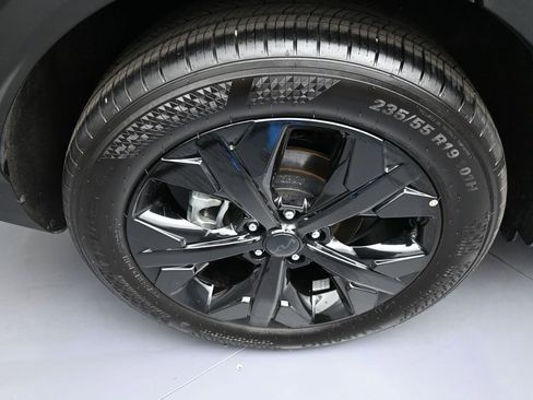 Used 2025 Kia Sportage X-Line w/ Premium Package AWD/4WD image 12