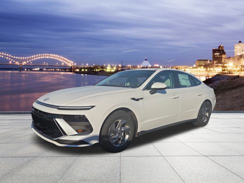 New 2026 Hyundai Sonata SE image 1