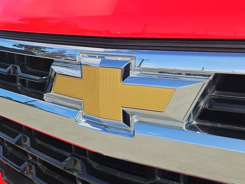 Used 2022 Chevrolet Silverado 1500 LT RWD image 30