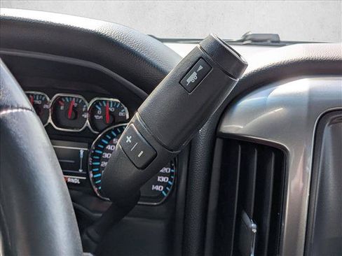 Used 2018 Chevrolet Silverado 1500 LT w/ Texas Edition AWD/4WD image 12