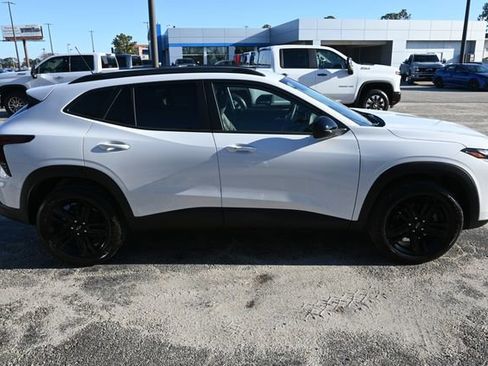 New 2026 Chevrolet Trax ACTIV w/ Sunroof Package image 6