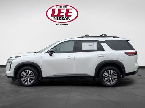 New 2026 Nissan Pathfinder SL AWD/4WD image 6