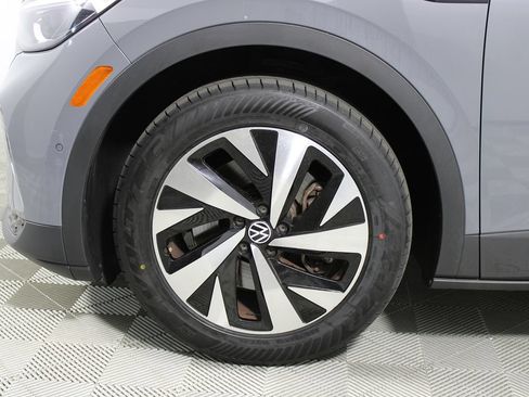 Used 2023 Volkswagen ID.4 Pro RWD image 4