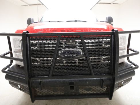 Used 2023 Ford F350 XLT w/ FX4 Off-Road Package image 7