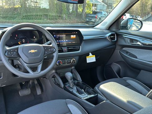New 2026 Chevrolet TrailBlazer LS image 16