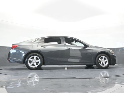 Used 2018 Chevrolet Malibu LS FWD image 52