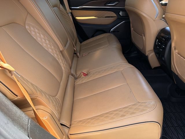 Used 2022 Jeep Grand Cherokee Summit RWD image 38