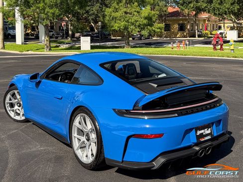 Used 2025 Porsche 911 GT3 RWD image 47