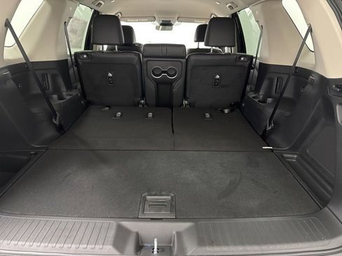 New 2025 Honda Pilot EX-L image 32