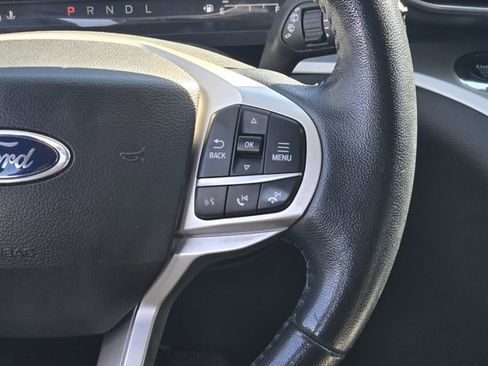 Certified 2022 Ford Explorer XLT w/ Equipment Group 202A image 28