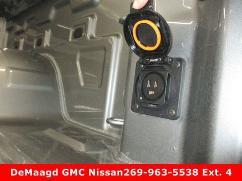 New 2026 GMC Sierra 1500 Elevation image 14