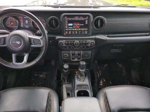 Used 2021 Jeep Wrangler Unlimited Sahara AWD/4WD image 14