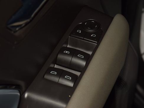 Used 2023 Chevrolet Colorado ZR2 w/ ZR2 Convenience Package III image 52