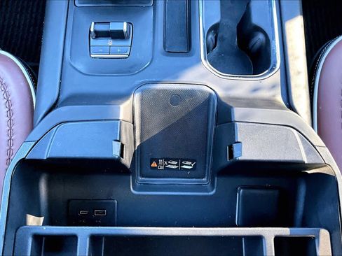 Used 2023 GMC Sierra 1500 Denali Ultimate image 35