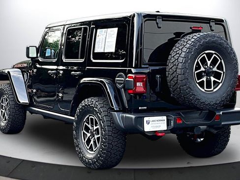 Used 2024 Jeep Wrangler Unlimited Rubicon w/ Technology Group AWD/4WD image 6