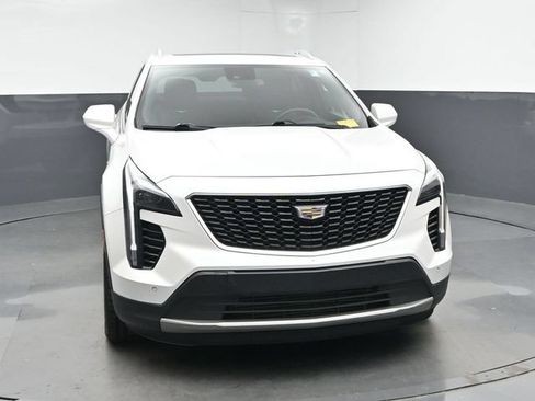 Used 2019 Cadillac XT4 Premium Luxury AWD/4WD image 2