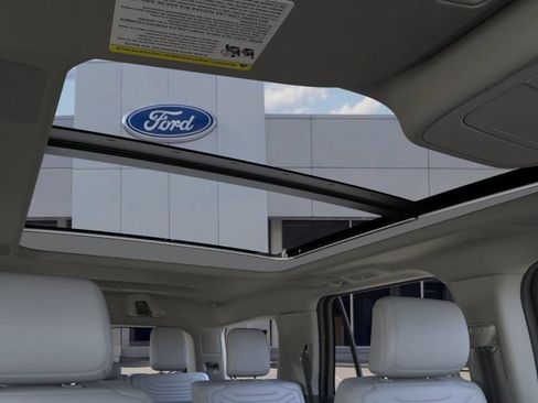 New 2025 Ford Expedition Platinum w/ Platinum Ultimate Package AWD/4WD image 22