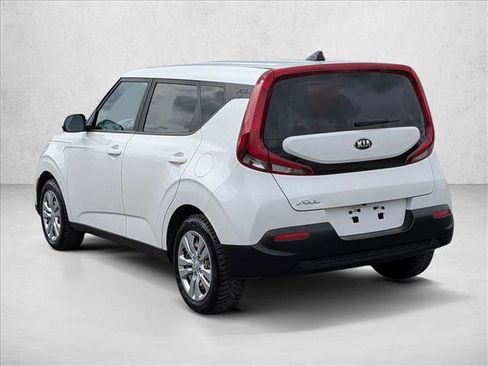 Used 2021 Kia Soul LX image 8