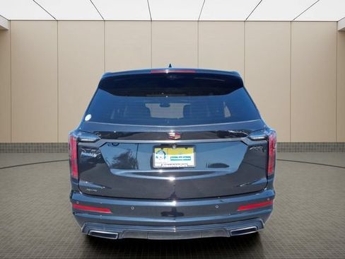 Used 2020 Cadillac XT6 Sport w/ Platinum Package AWD/4WD image 7