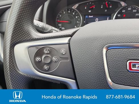 Used 2024 GMC Terrain SLE w/ Elevation Edition FWD image 24