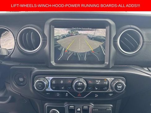 Used 2020 Jeep Wrangler Unlimited Sahara w/ LED Lighting Group image 18