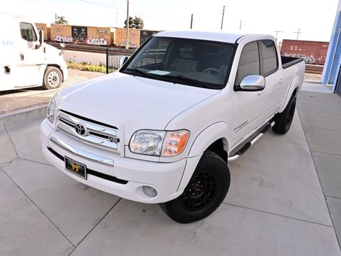 Used 2006 Toyota Tundra SR5 w/ All Weather Guard Pkg image 12