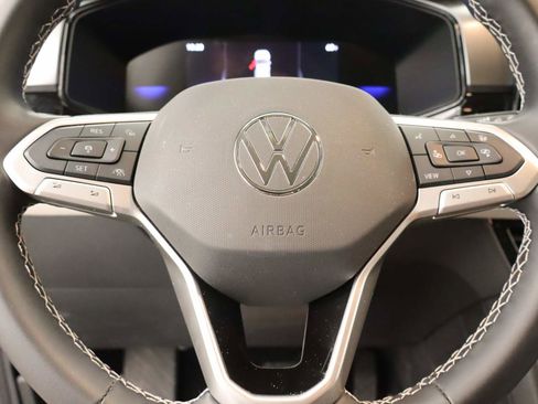 Used 2025 Volkswagen Taos S FWD image 13